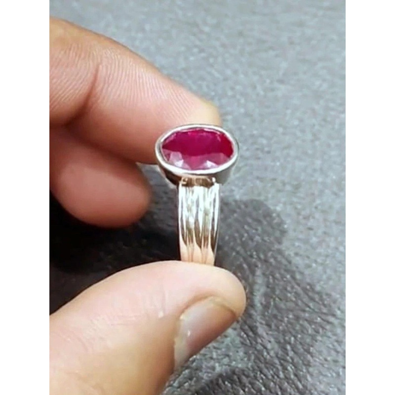 RAVIOUR LIFESTYLE Unisex Red Brass Pearls Finger Ring