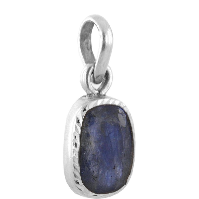 RAVIOUR LIFESTYLE Unisex 8.25 Ratti Neelam Sapphire Oval Pendant