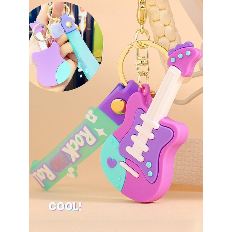 Spiaty Charming Mini Guitar Key chain