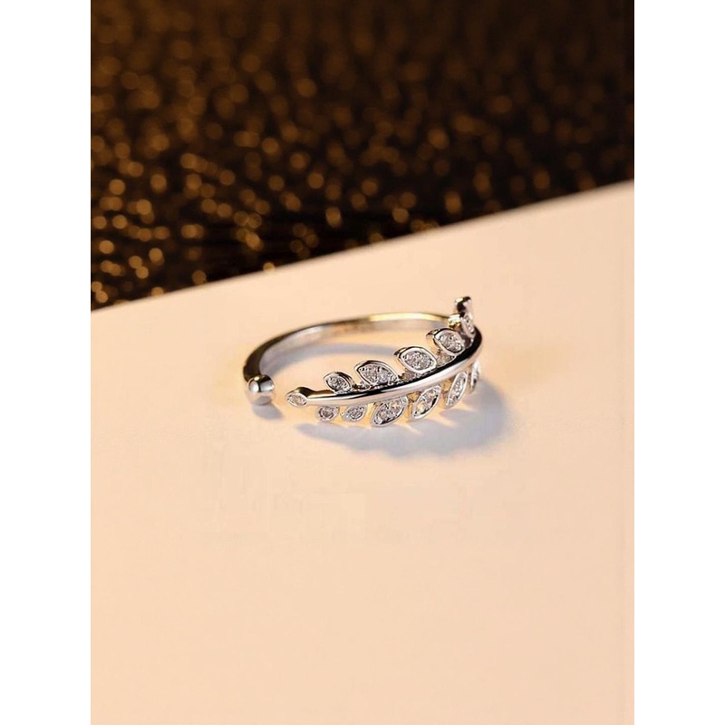 Teeragaj Stone-Studded Adjustable Finger Ring