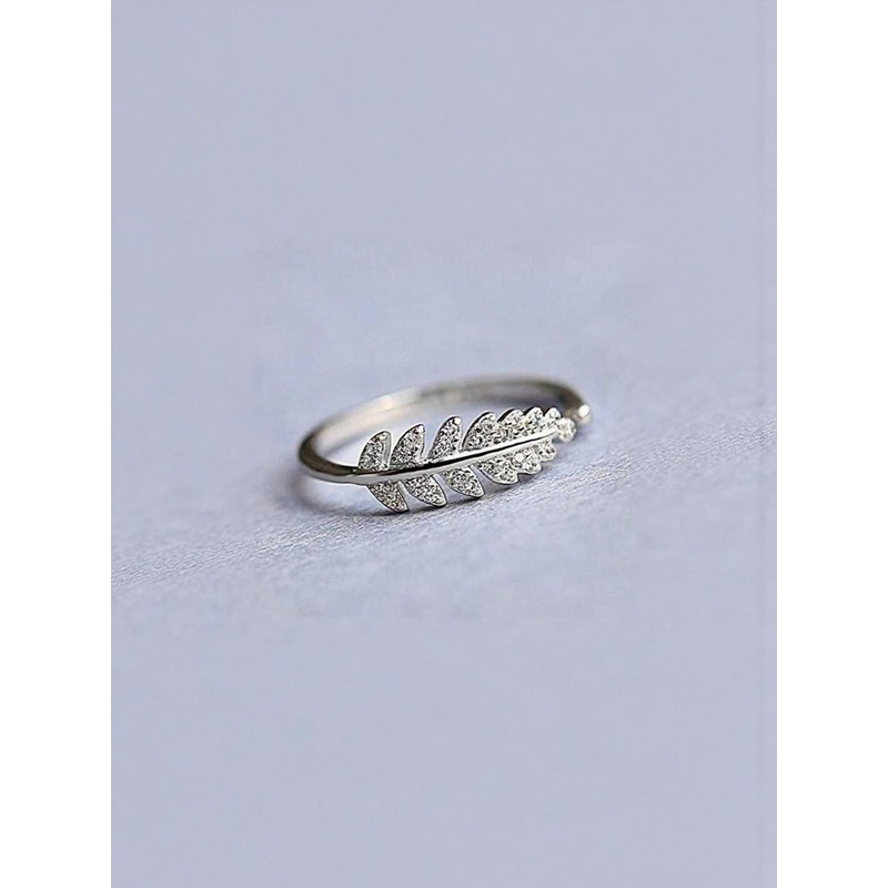 Teeragaj Stones Studded Leaf Adjustable Finger Ring