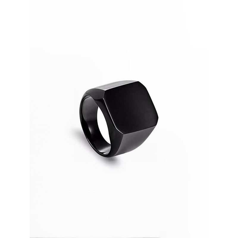 Teeragaj Cube-Shaped Finger Ring