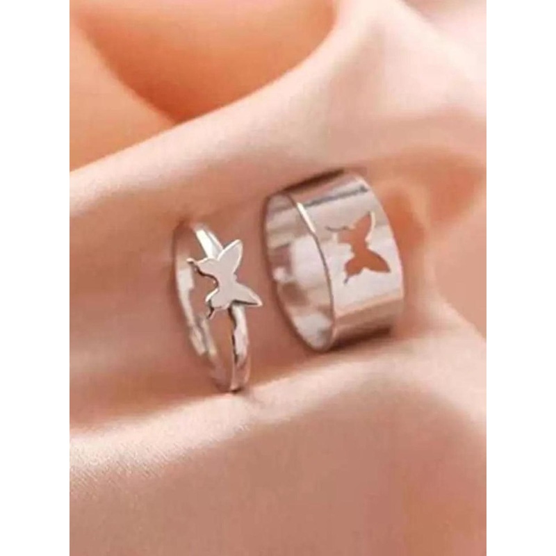 Teeragaj Set Of 4 Textured Finger Rings