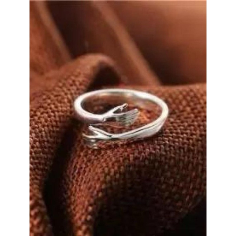 Teeragaj Unisex Stainless Steel Hug Design Finger Ring