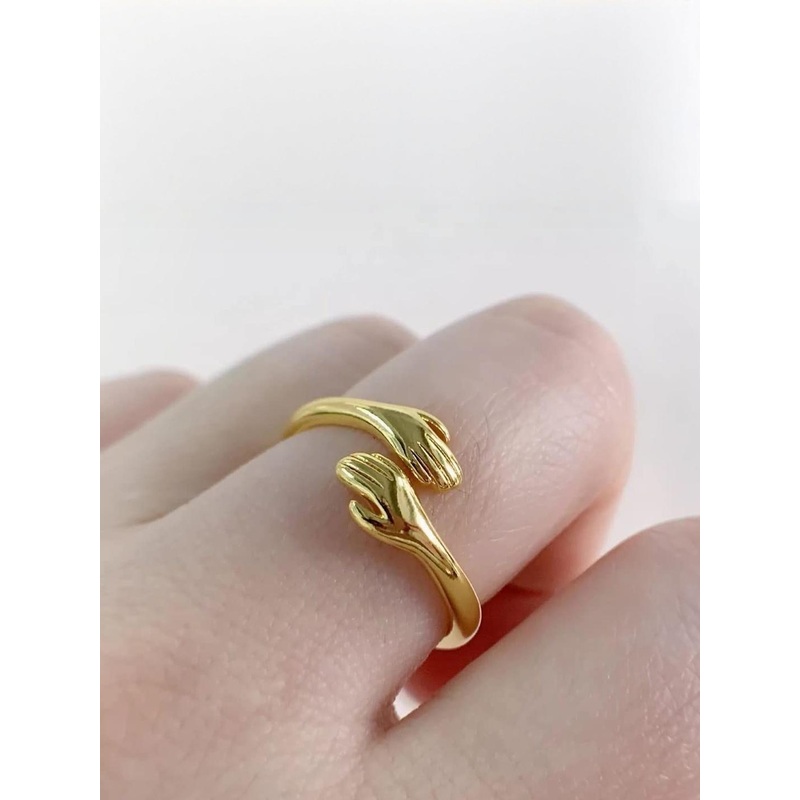 Teeragaj Hug Designed Ring