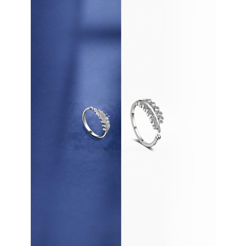 Teeragaj Set Of 2 Leaf Stone Studded Adjustable Finger Ring