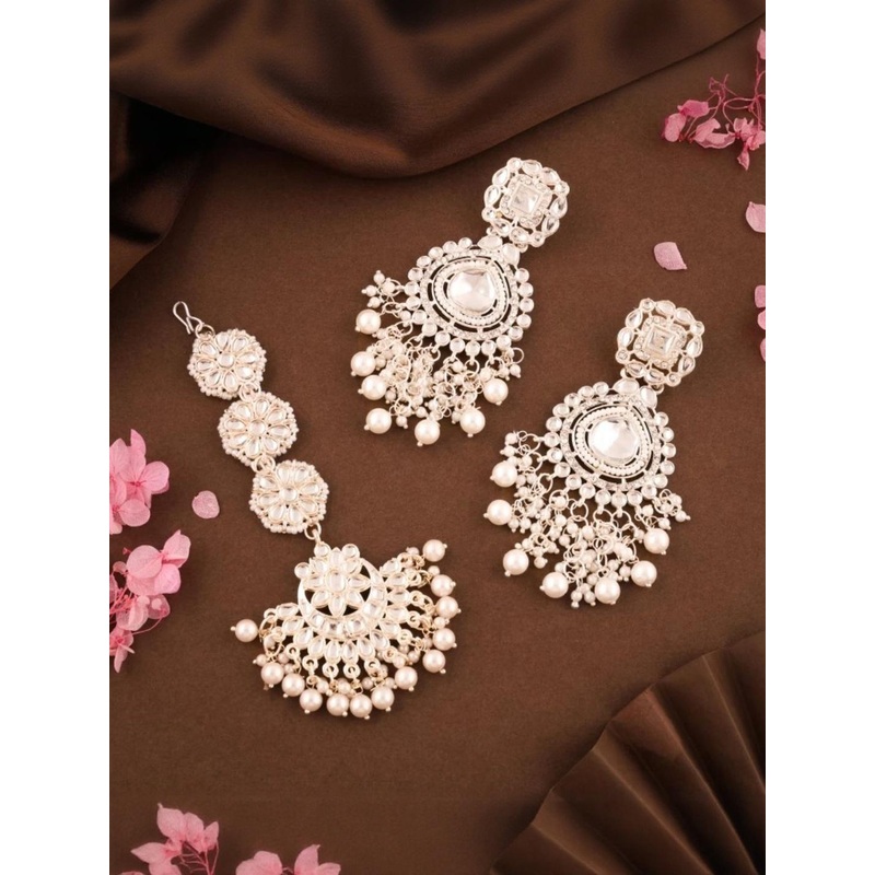 HHJEWELRY Artificial Stones Studded And Beaded Geometric Shaped Earrings