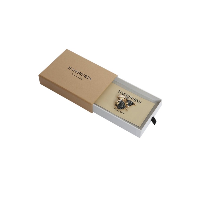 Hashburys Gold-Toned & Black Vintage Lapel Pin