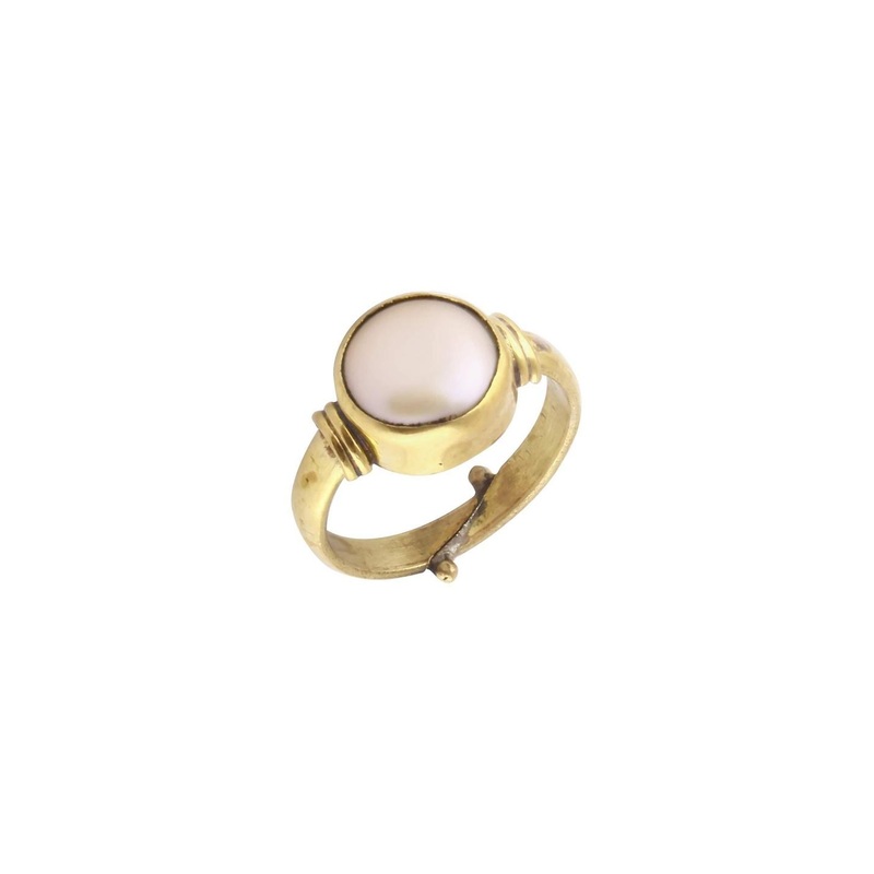 RAVIOUR LIFESTYLE Gold Plated Pearls Studded Finger Ring
