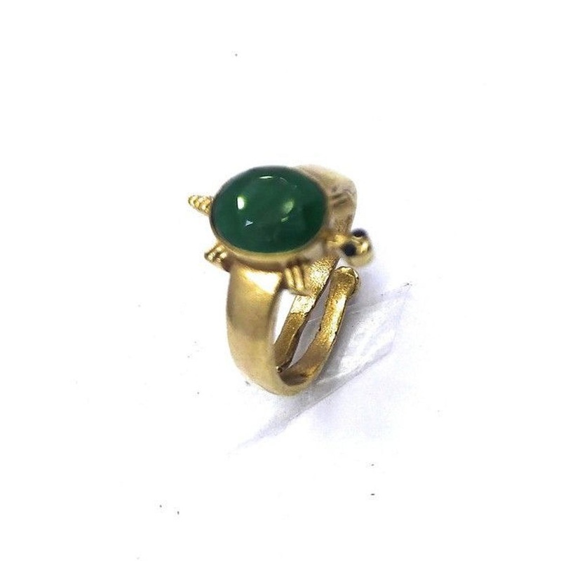 RAVIOUR LIFESTYLE Unisex Emerald Stone Studded Finger Ring