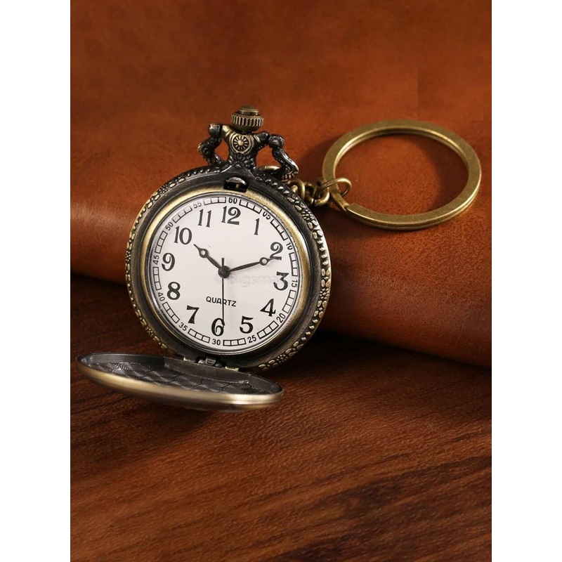 AUGEN Textured Premium Pocket Watch Design Skull 2 Retro Vintage Key Chain