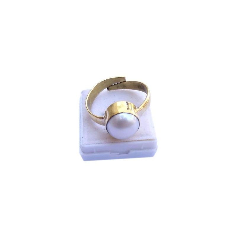 RAVIOUR LIFESTYLE Brass-Plated Pearls-Beaded Finger Ring
