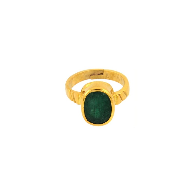 RAVIOUR LIFESTYLE Gold Plated Emerald Stone Ring