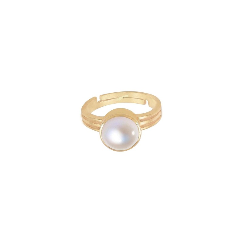 RAVIOUR LIFESTYLE Gold Plated Pearl Studded Finger Ring