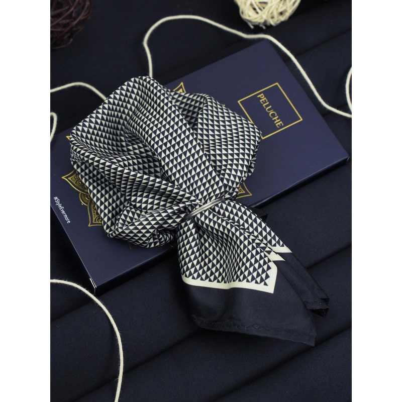 PELUCHE Men Black & Beige Printed Pocket Square