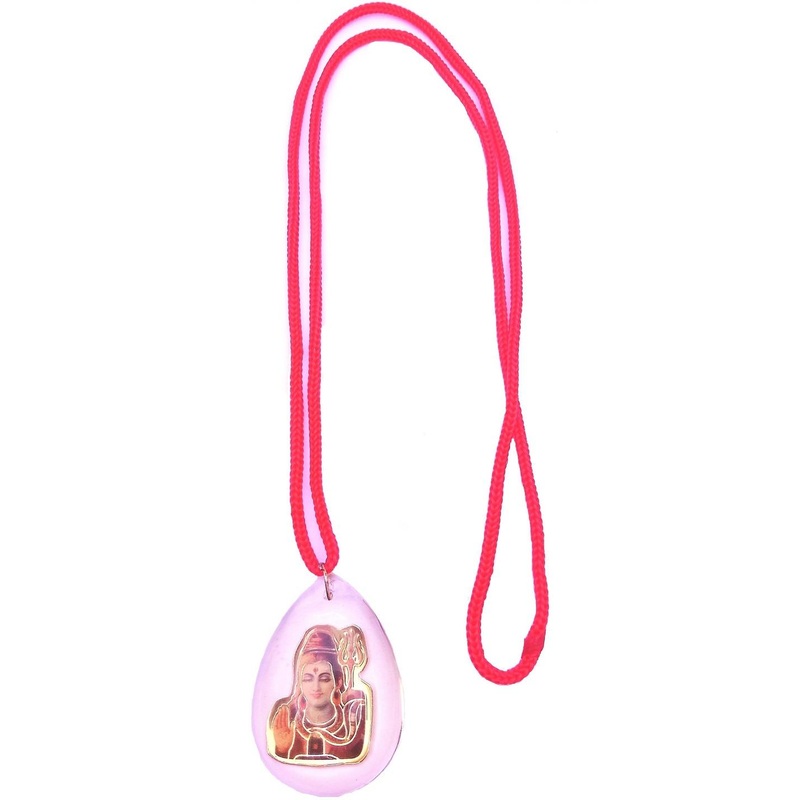 RAVIOUR LIFESTYLE Oval Pendants with Chain