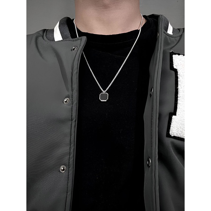 SUFFIRE Square Pendants with Chains