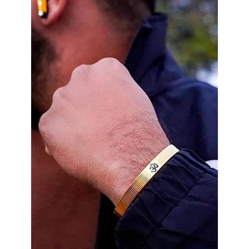 Lila Unisex Om Dotted Pattern Stainless Steel Kada Bracelet