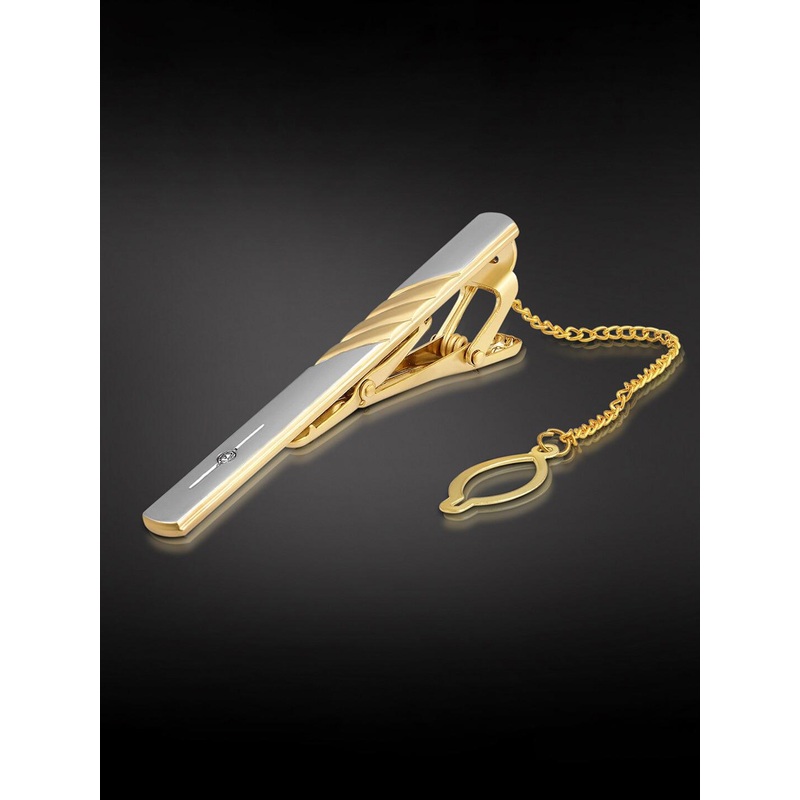 Peora Men Gold-Plated Brooch
