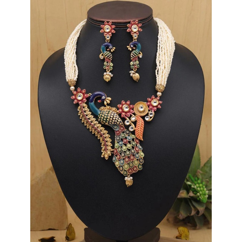 URVS STORE Unisex Gold Jewellery Set