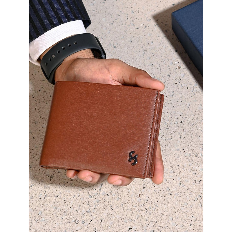 One8 Men Leather Two Fold Wallet