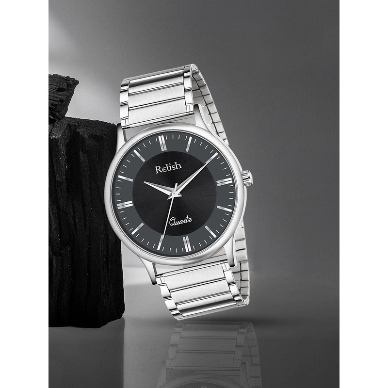 Relish Men Dial & Stainless Steel Straps Analogue Watch RE-NW2022