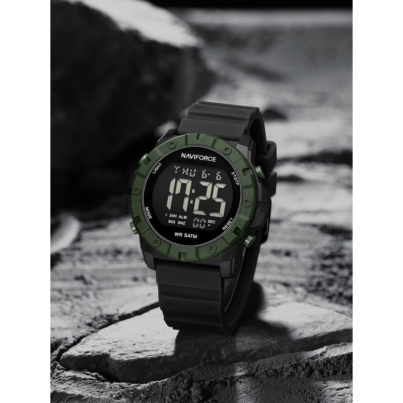 Naviforce Men Bracelet Style Straps Digital Watch NF7110_B GN B
