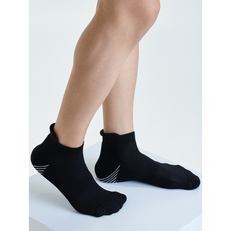 Mint & Oak Men Black Solid Pure Bamboo Cotton Socks