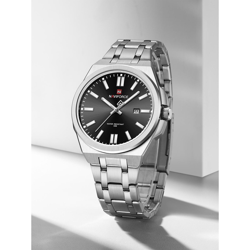 Naviforce Men Brass Dial & Stainless Steel Straps Analogue Watch NF9226 SBS