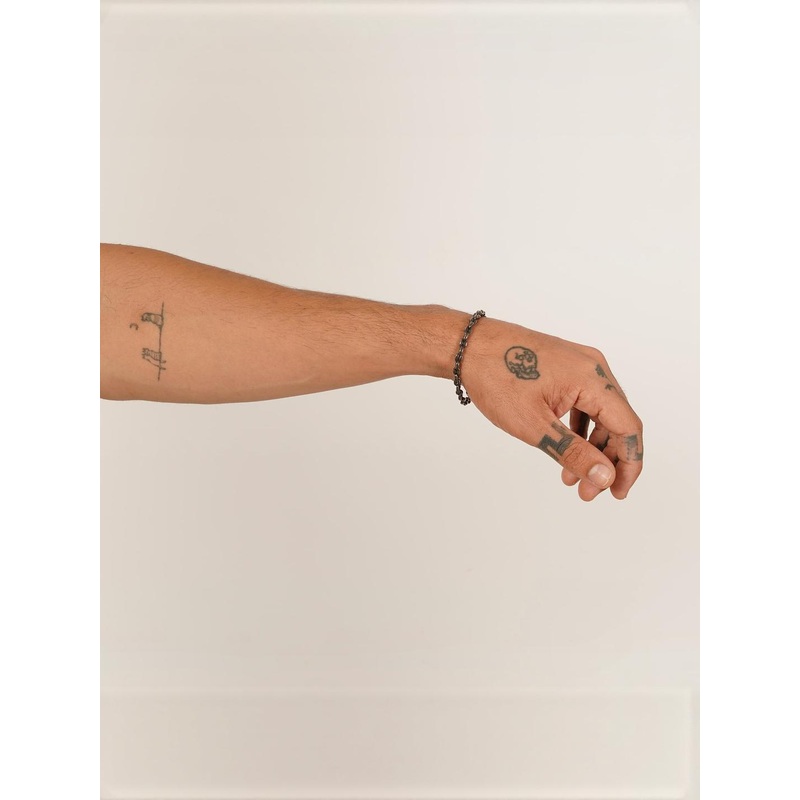 Black 8-inch Stylish Chain Bracelet