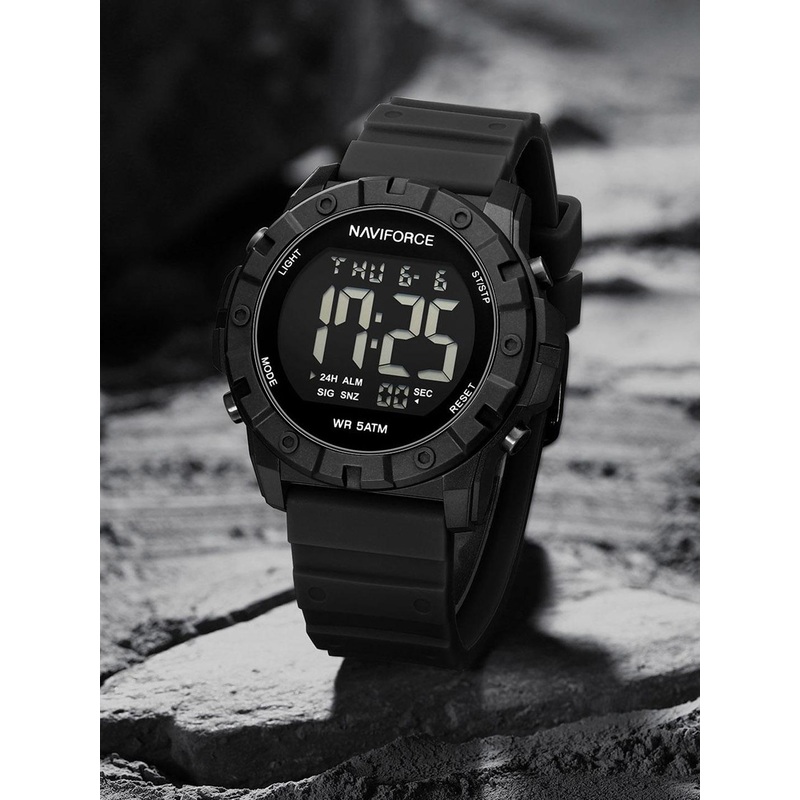 Naviforce Men Dial & Straps Digital Watch NF7110 B B B_
