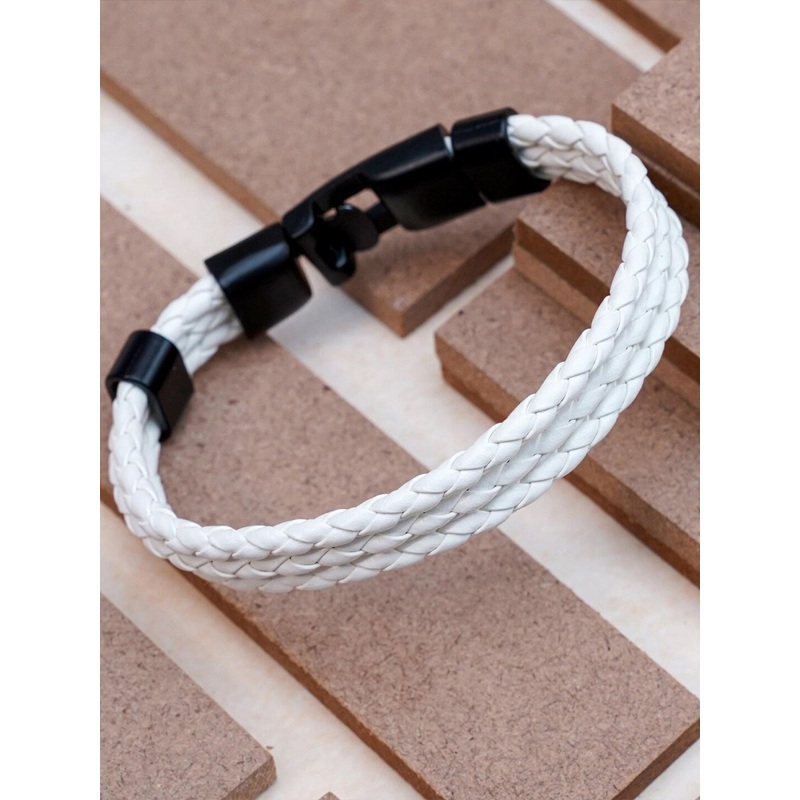 SWASHAA Men Leather Multistrand Bracelet