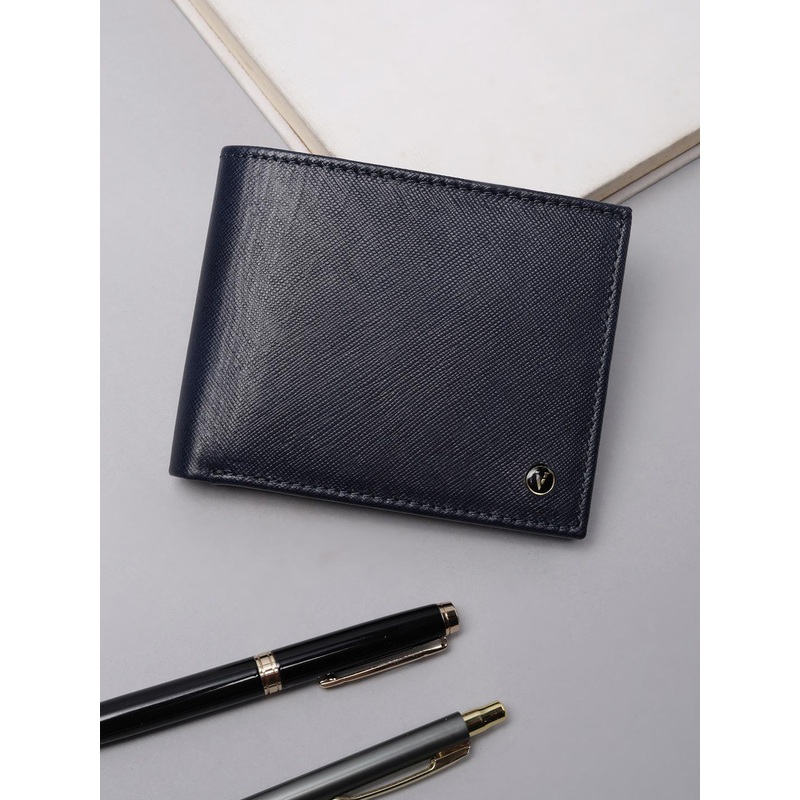 Van Heusen Men Leather Wallet