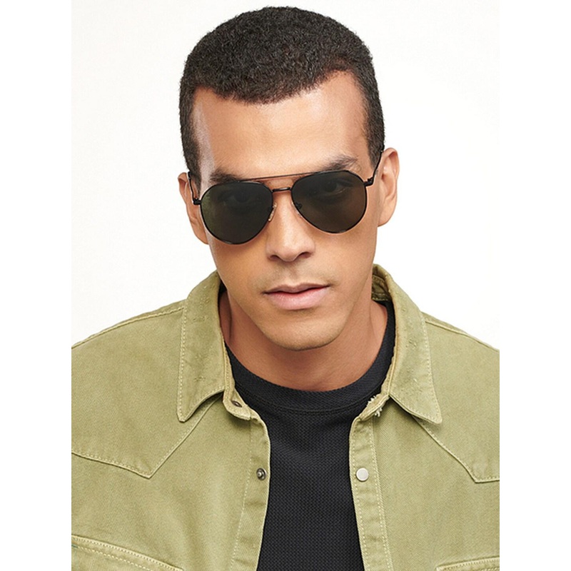 Vincent Chase by Lenskart Lens & Aviator Sunglasses with Polarised and UV Protected Lens 200375