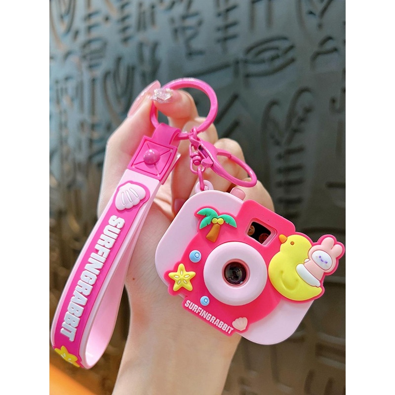 Spiaty  Pocket-Sized Camera Key Chain