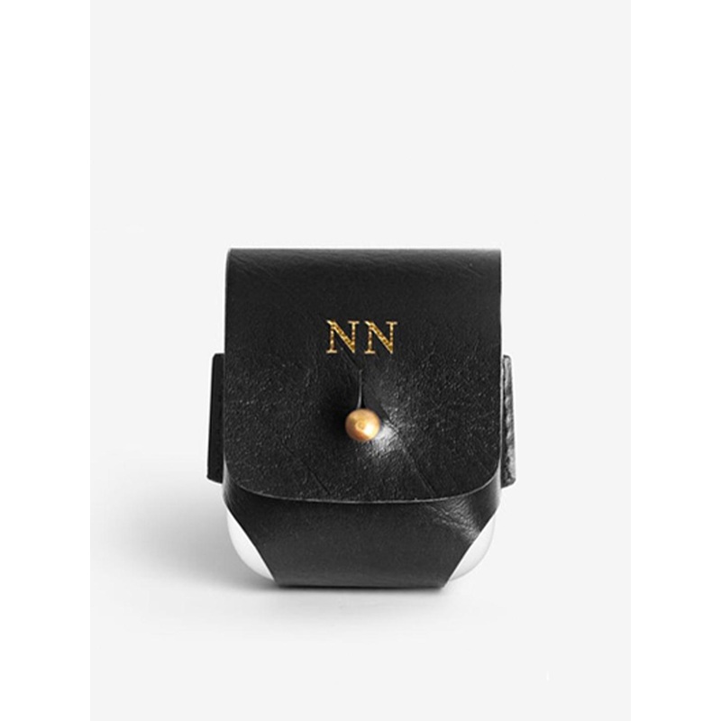 THE MESSY CORNER Leather Airpod Case