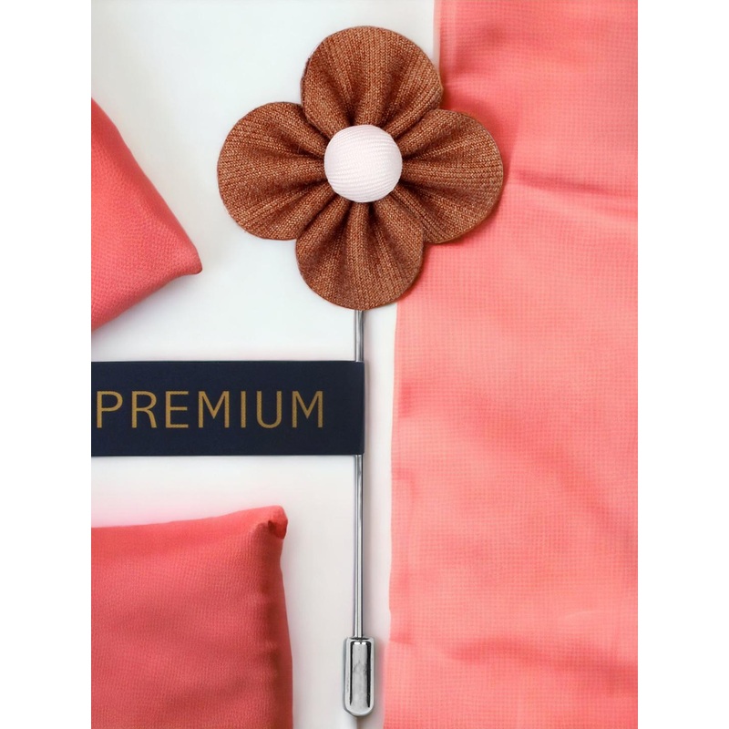 PELUCHE Unisex Brown & White The Four Petal Flower Lapel Pin