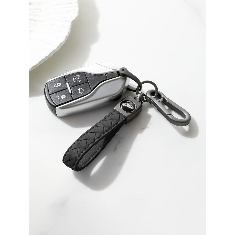 CONTACTS Textured Rust-Resistant Carabiner Keychain