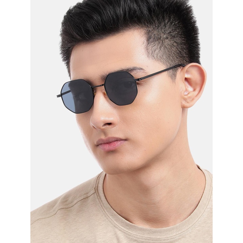 Carlton London Black Toned with UV Protected Lens Rectangle Sunglass