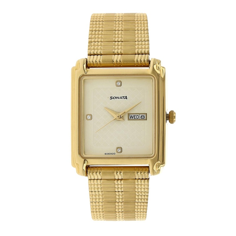 Sonata Men Gold-Toned Analogue Watch NK7053YM08