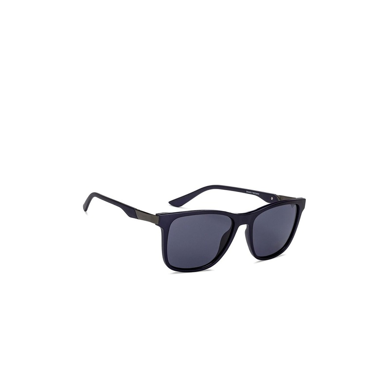 Vincent Chase by Lenskart Unisex Wayfarer Sunglasses with Polarised and UV Protected Lens 209596
