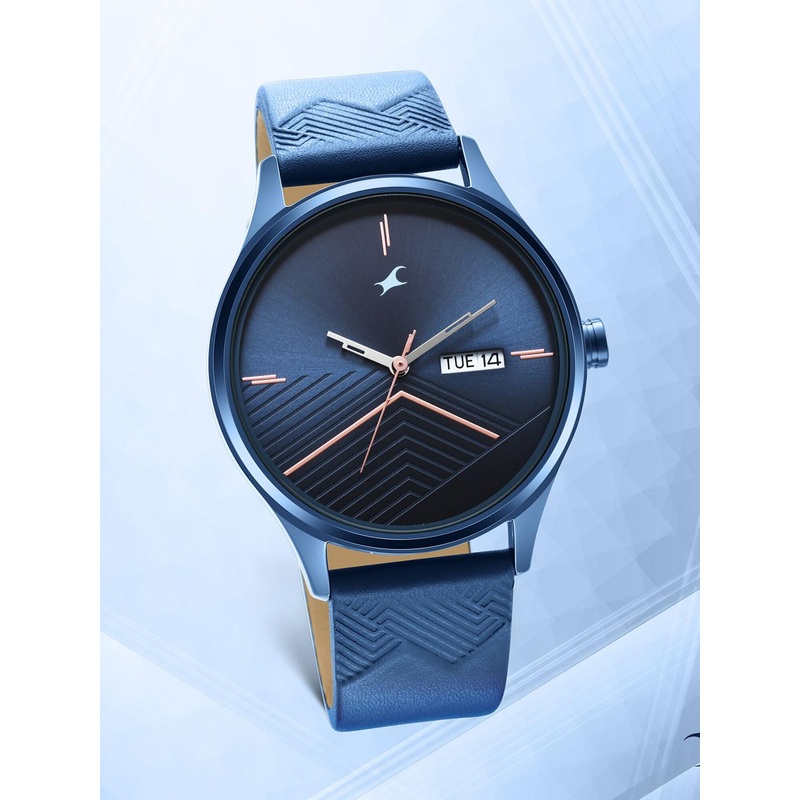 Fastrack Men Brass Dial & Leather Straps Analogue Watch 3247QL01