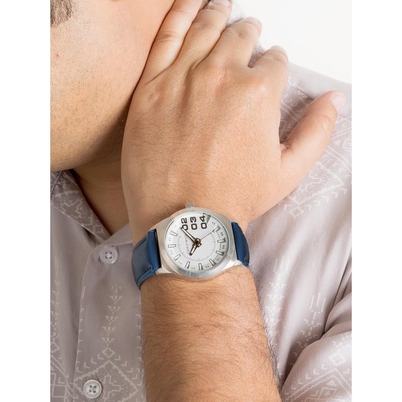 JOKER & WITCH Men Dial & Leather Bracelet Style Straps Analogue Watch AMWW955