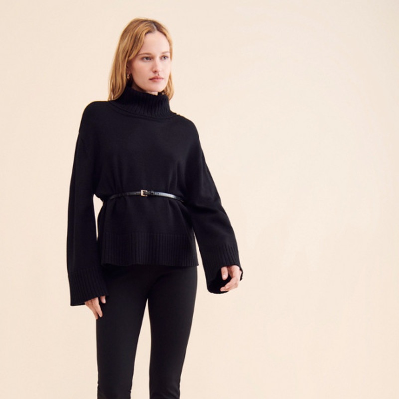 High-Rise Knit Leggings