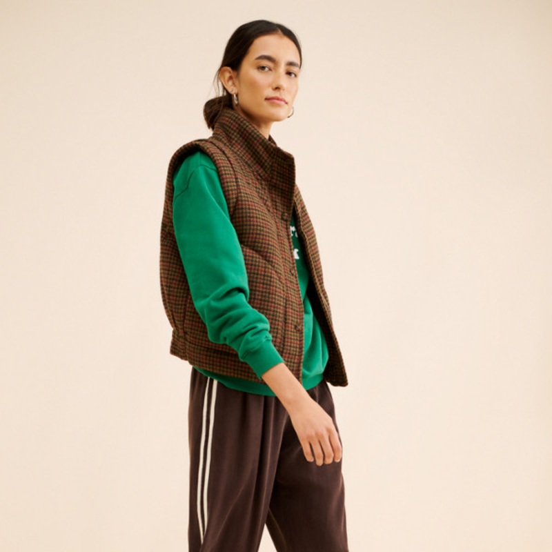 Houndstooth Front-Snap Quilted Vest