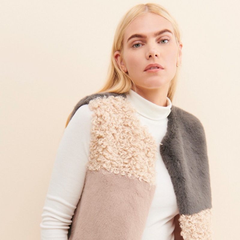 Colorblock Faux Fur Vest