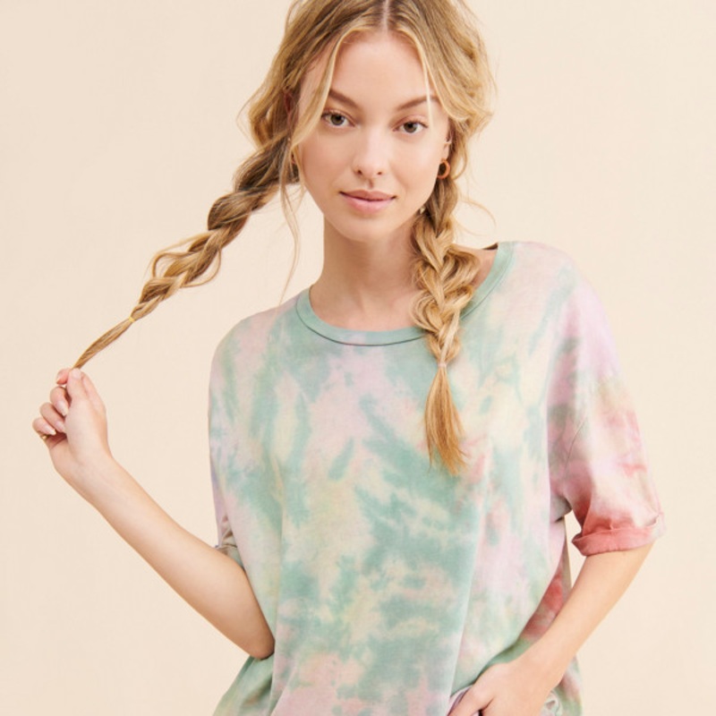 Oversized Tie-Dye Tee