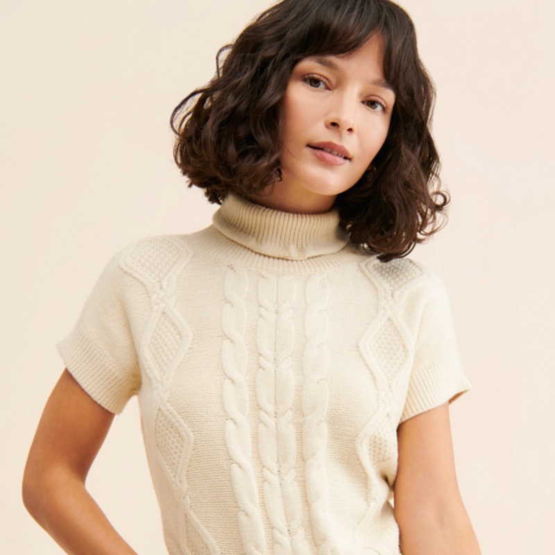 Cable Knit Short Sleeve Sweater