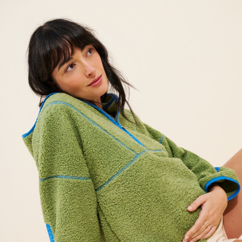 Maternity Sherpa Mammoth Cropped Pullover